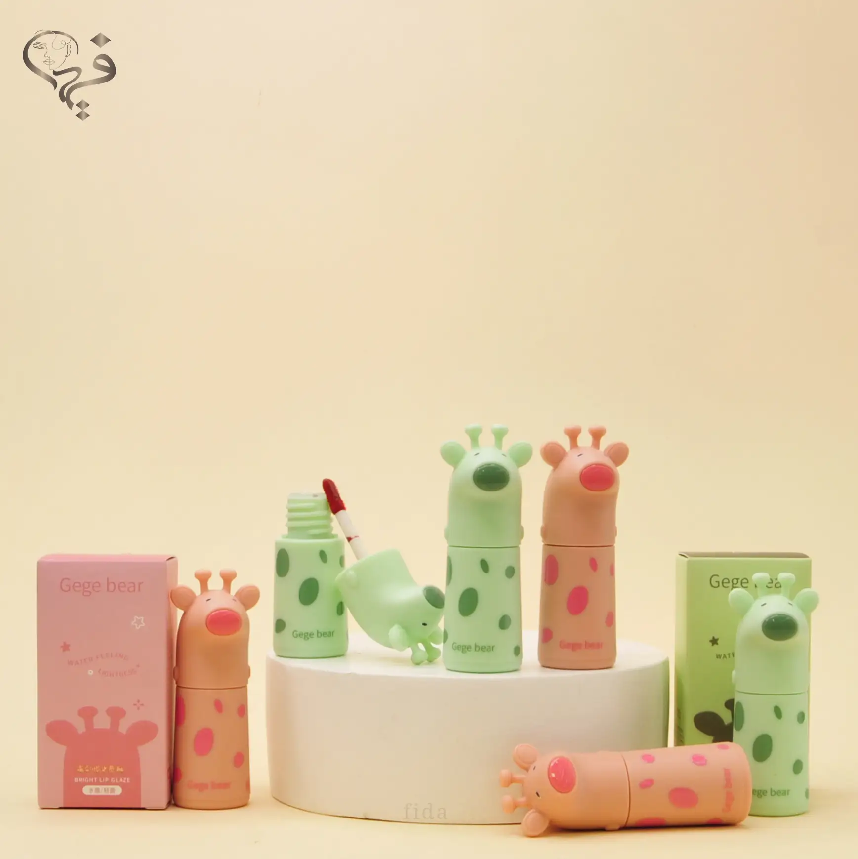 رژلب خیس طرح زرافه گه گه بر gege bear